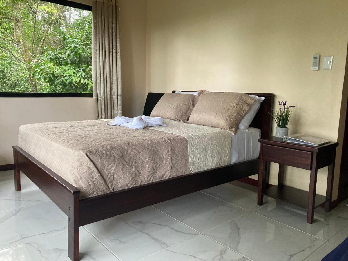 Mountain Top Park Hotel Quepos Ngoại thất bức ảnh