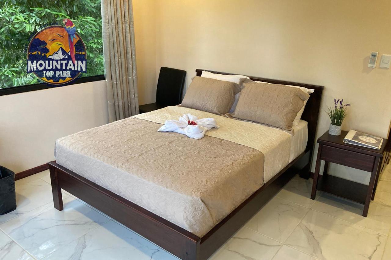 Mountain Top Park Hotel Quepos Ngoại thất bức ảnh
