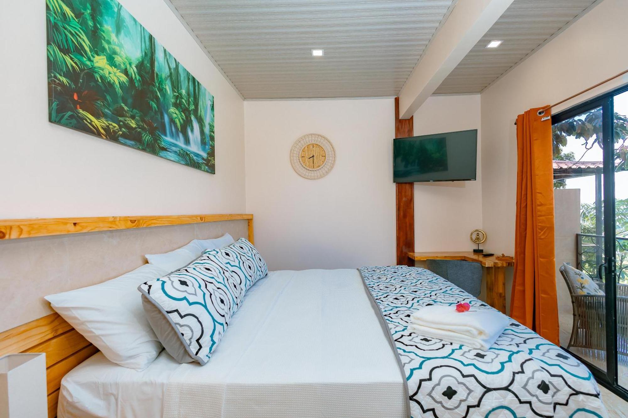 Mountain Top Park Hotel Quepos Ngoại thất bức ảnh